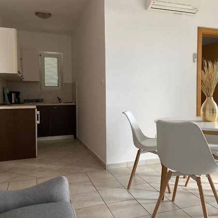 Apartman Marko Antonio 1 Apartamento Crikvenica Exterior foto