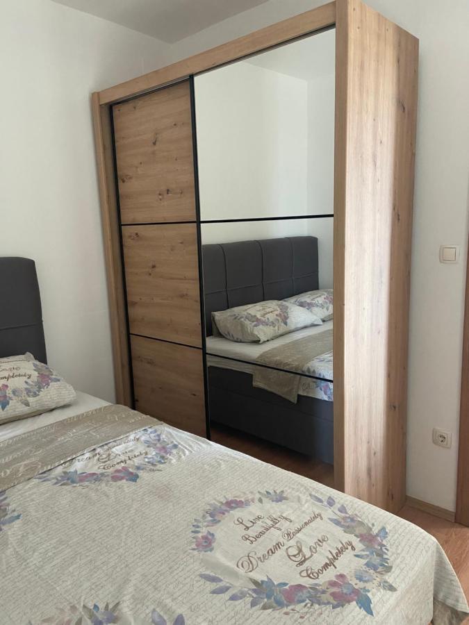 Apartman Marko Antonio 1 Apartamento Crikvenica Exterior foto
